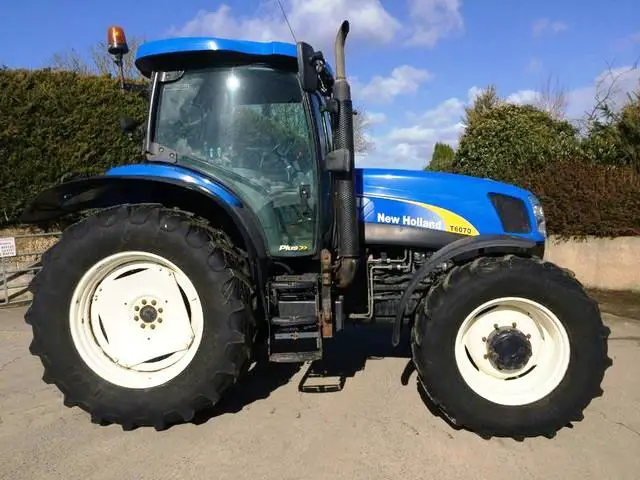 Specyfikacje New Holland T6070