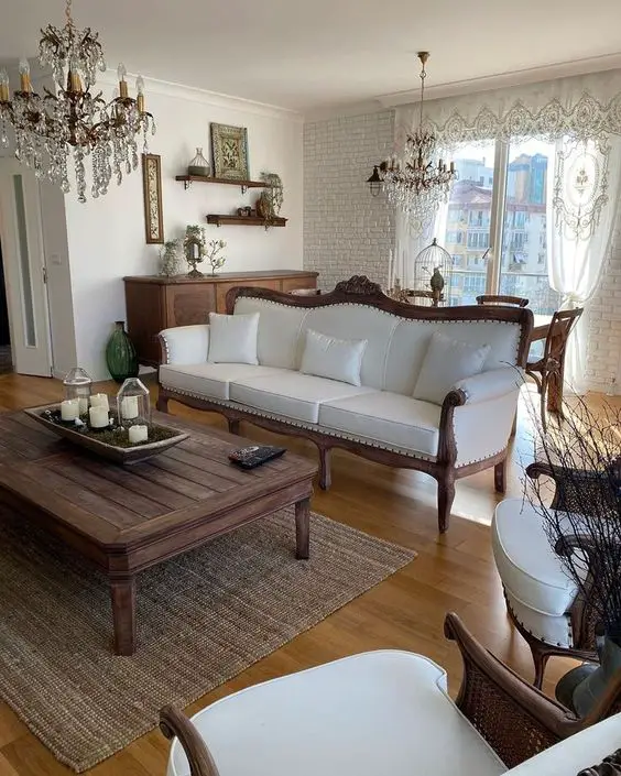 Embracing the Timeless: A Nod to Vintage Living Room Elegance in 2024