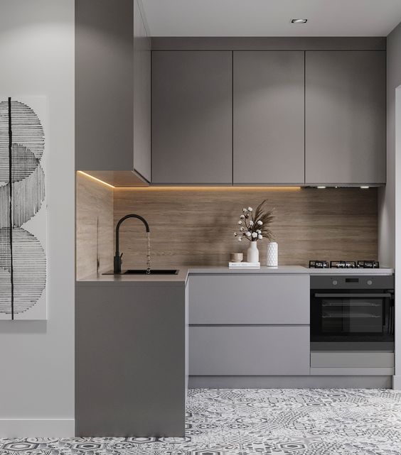 2024 Grey Kitchen Trends: Elegant Cabinets & Modern Layouts