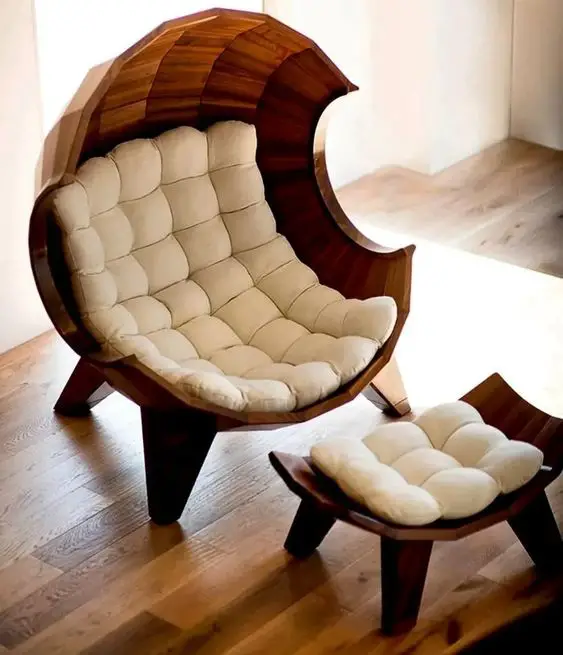 Egg Chair 2024: A Synthesis of Comfort and Style