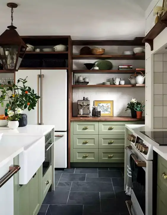 Embracing Cottage Core: A Nod to Simplicity and Charm in Kitchen Design 2024