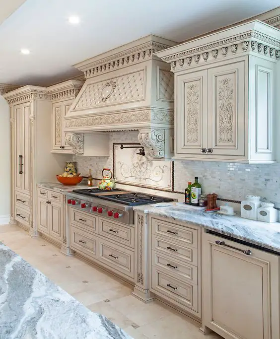 Vintage Kitchen Ideas 2024: Blending Classic Charm with Modern Flair