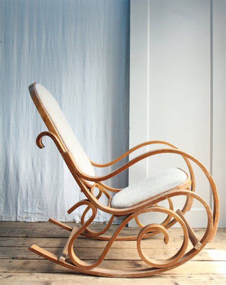 The Timeless Charm of Rocking Chairs: A 2024 Perspective
