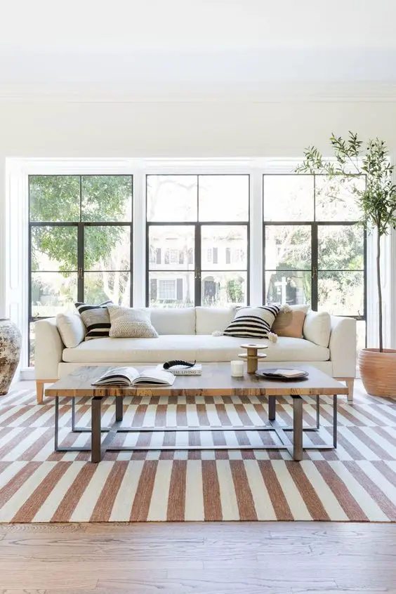 The Art of Crafting a Living Room Couch in 2024: An Interior Designer's Perspective