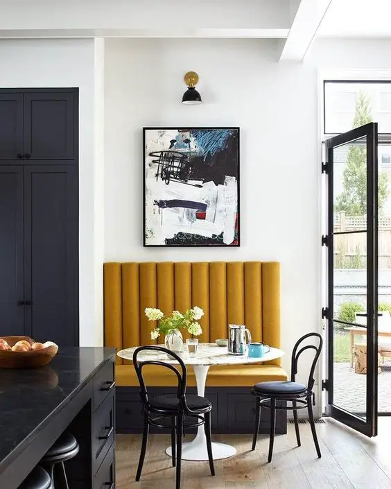 Cozy Elegance: The Rise of the Kitchen Sofa in 2024