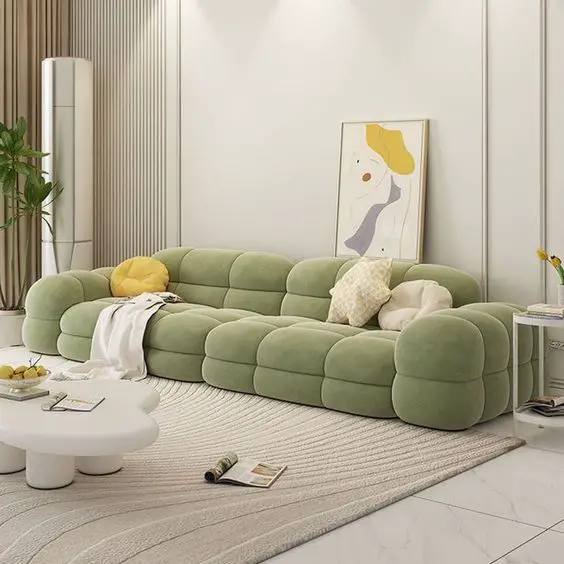 The Art of Choosing a Sofa: Aesthetic and Practical Ideas for Your Living Room in 2024