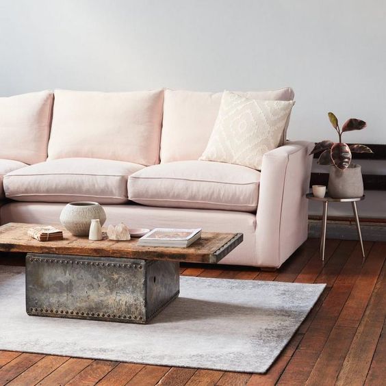 The Art of Comfort: Crafting Stylish Spaces with Sofa Workshop 2024