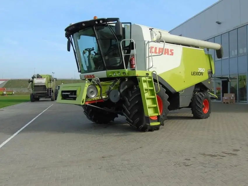 Технічні дані Claas Lexion 750 - потужний зернозбиральний комбайн для ...