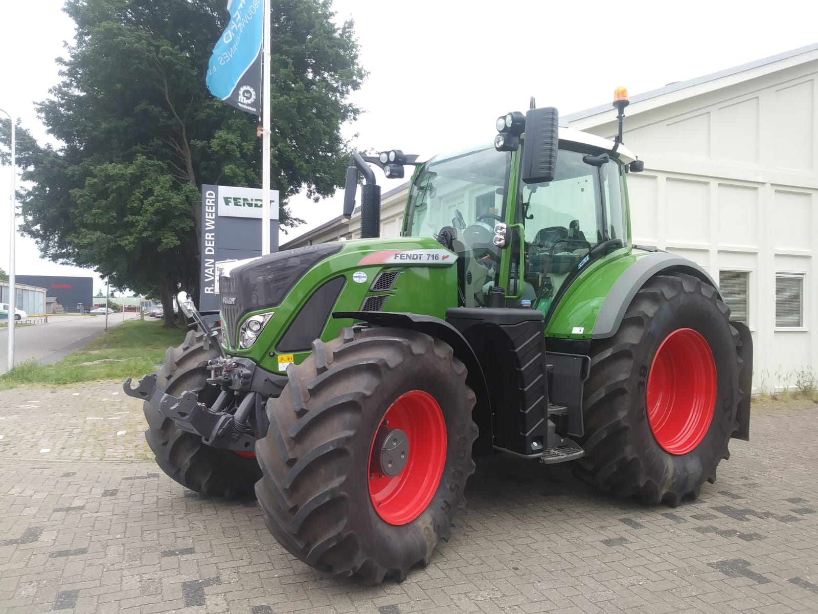 Fendt Vario 716 Technische Daten