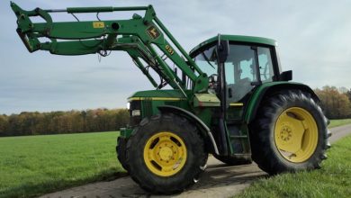 John Deere 6310