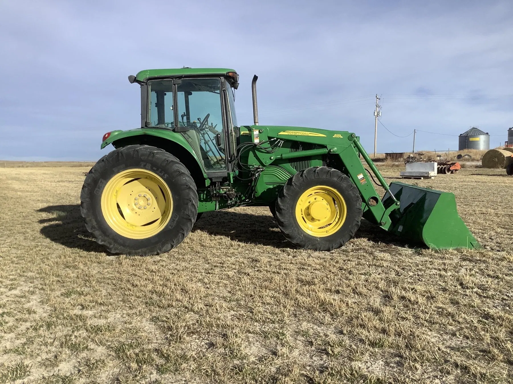 John Deere 7330R technical data – powerful and versatile