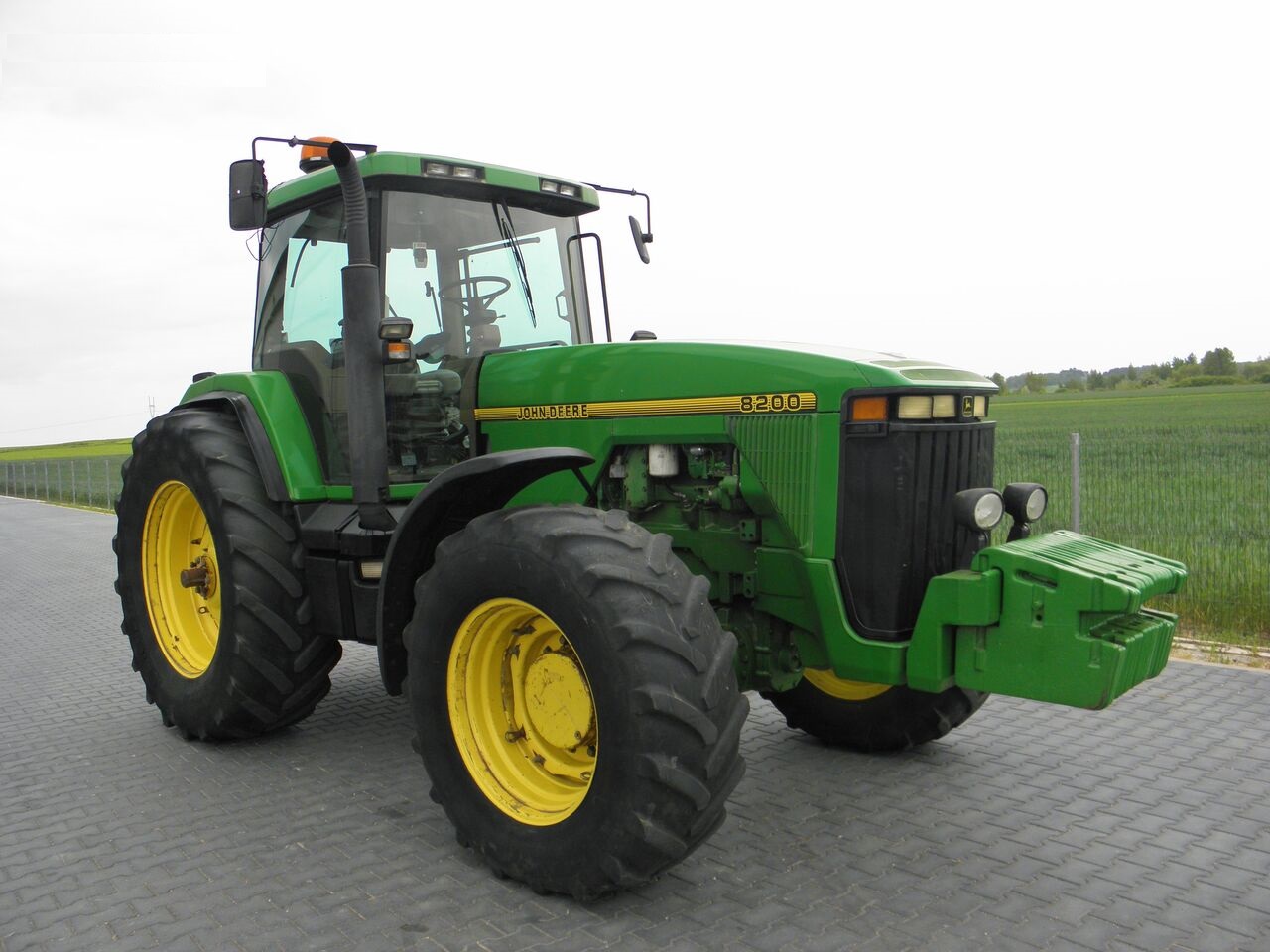 John Deere 8200 Technische Daten