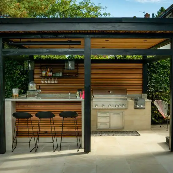 Transform Your Space: Top Outdoor Grill & Bar Designs 2024 - Get Inspired