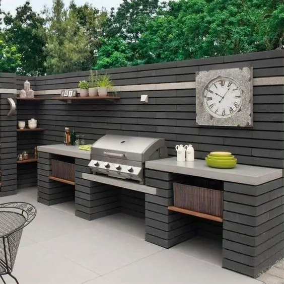2024's Outdoor Grill Designs: Small Spaces to Luxury Kitchens