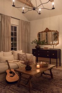 Vintage Living Room 2024 Cozy And Esthetic Retreat With Warm Colors   3 2 200x300 