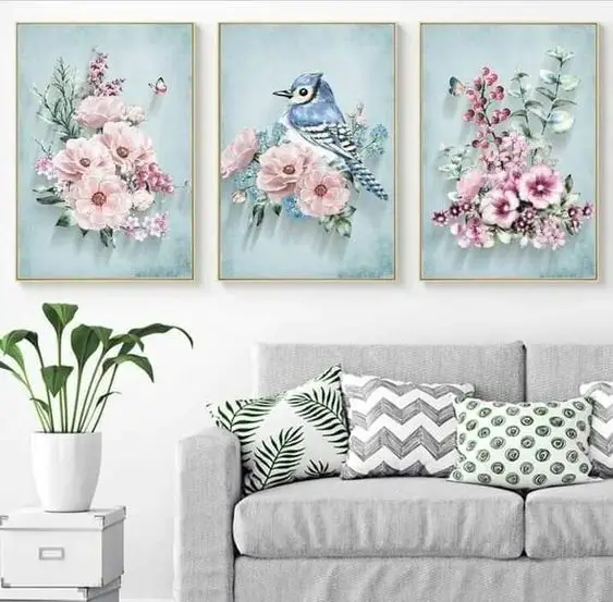 Spring 2024 Living Room Trends: Luxe Decor & Floral Elegance